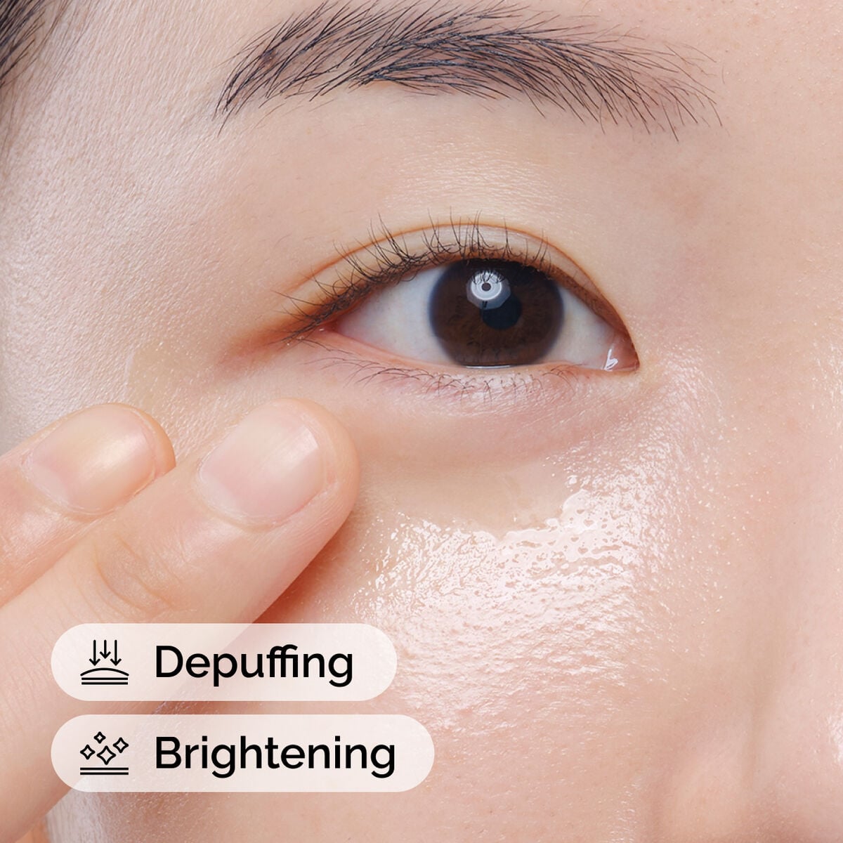 caffeine-solution-5-egcg-eye-serum-p0 ord-caffeine-solution-egcg-model-application-with-benefits.jpg